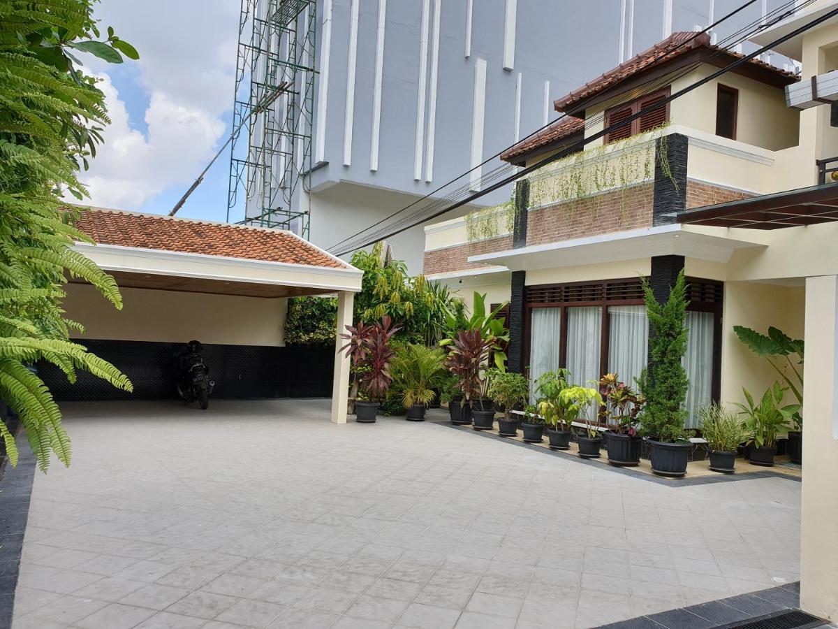 يوغياكارتا Malioboro Place المظهر الخارجي الصورة