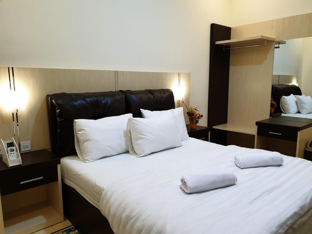 يوغياكارتا Malioboro Place المظهر الخارجي الصورة