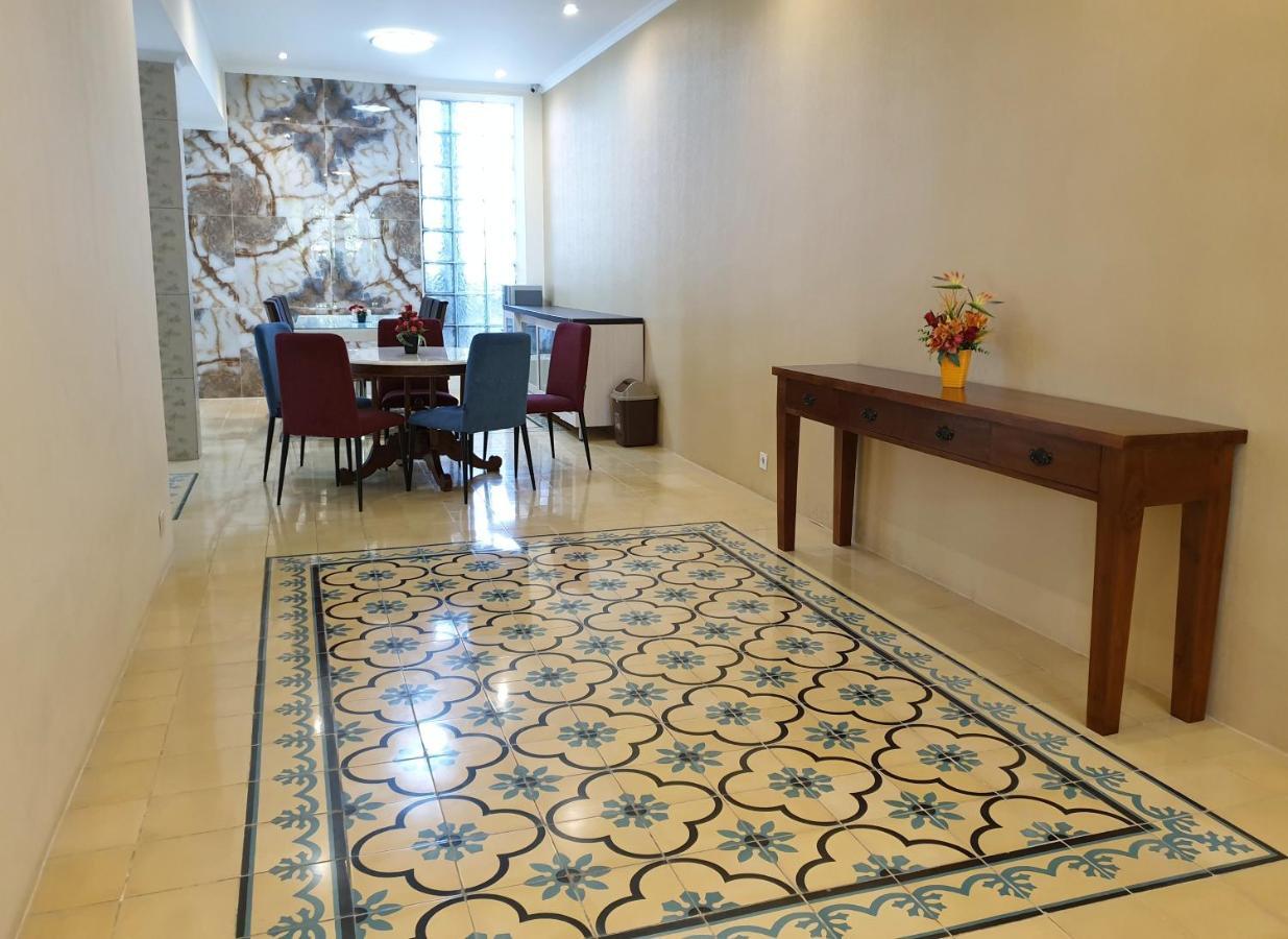 يوغياكارتا Malioboro Place المظهر الخارجي الصورة