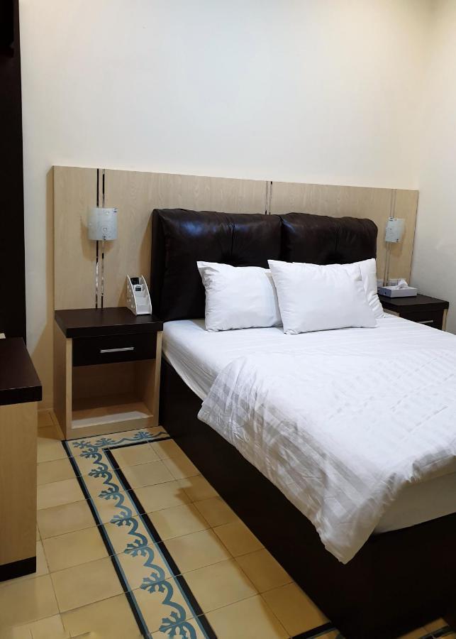 يوغياكارتا Malioboro Place المظهر الخارجي الصورة